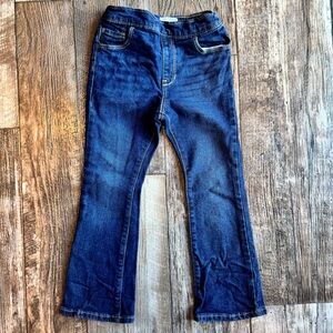 Old Navy Toddler Girl 5T Dark Wash Flare Denim Jean With Elastic Waistband